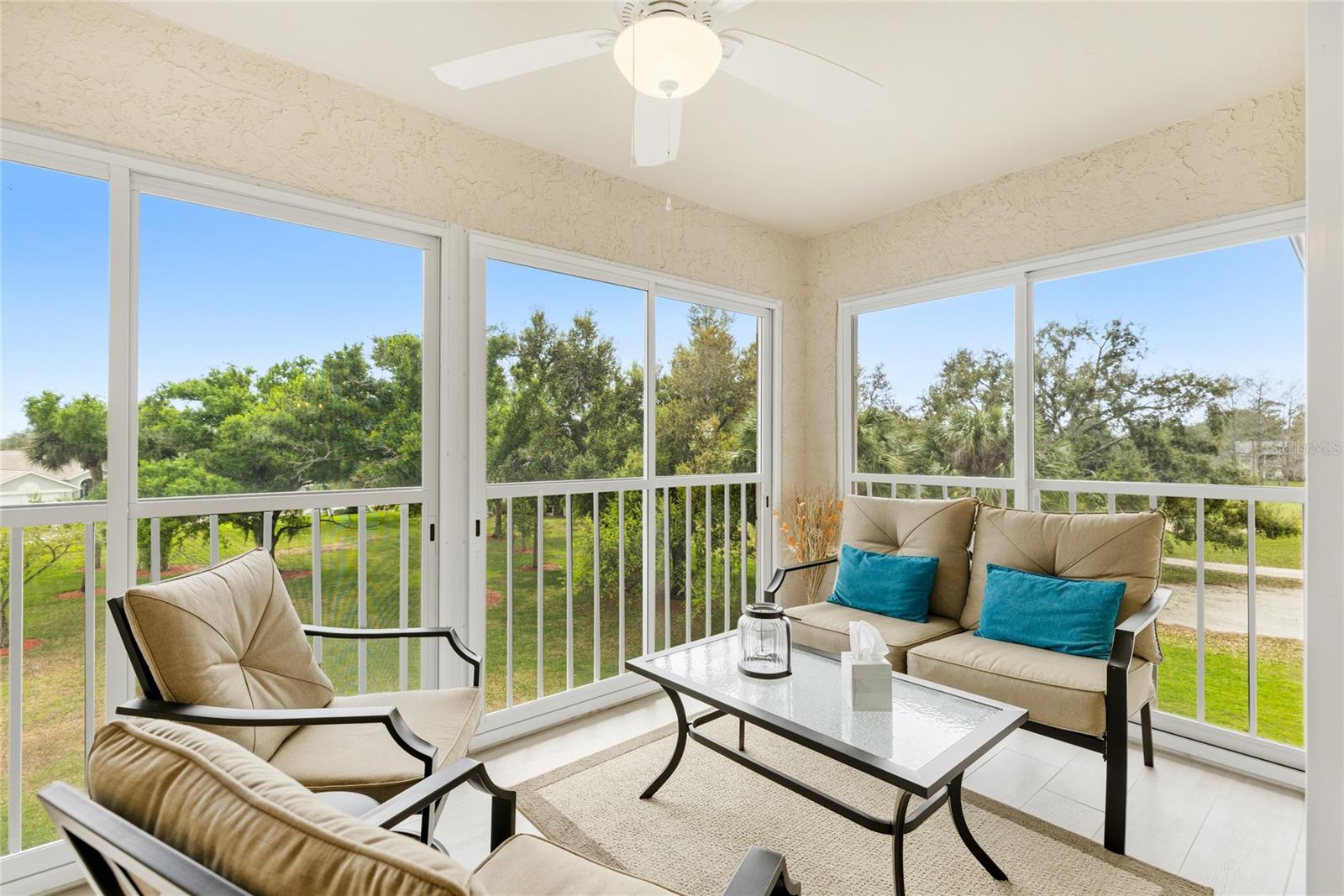 Image 21 of 38 For 6501 Stone River Road 302