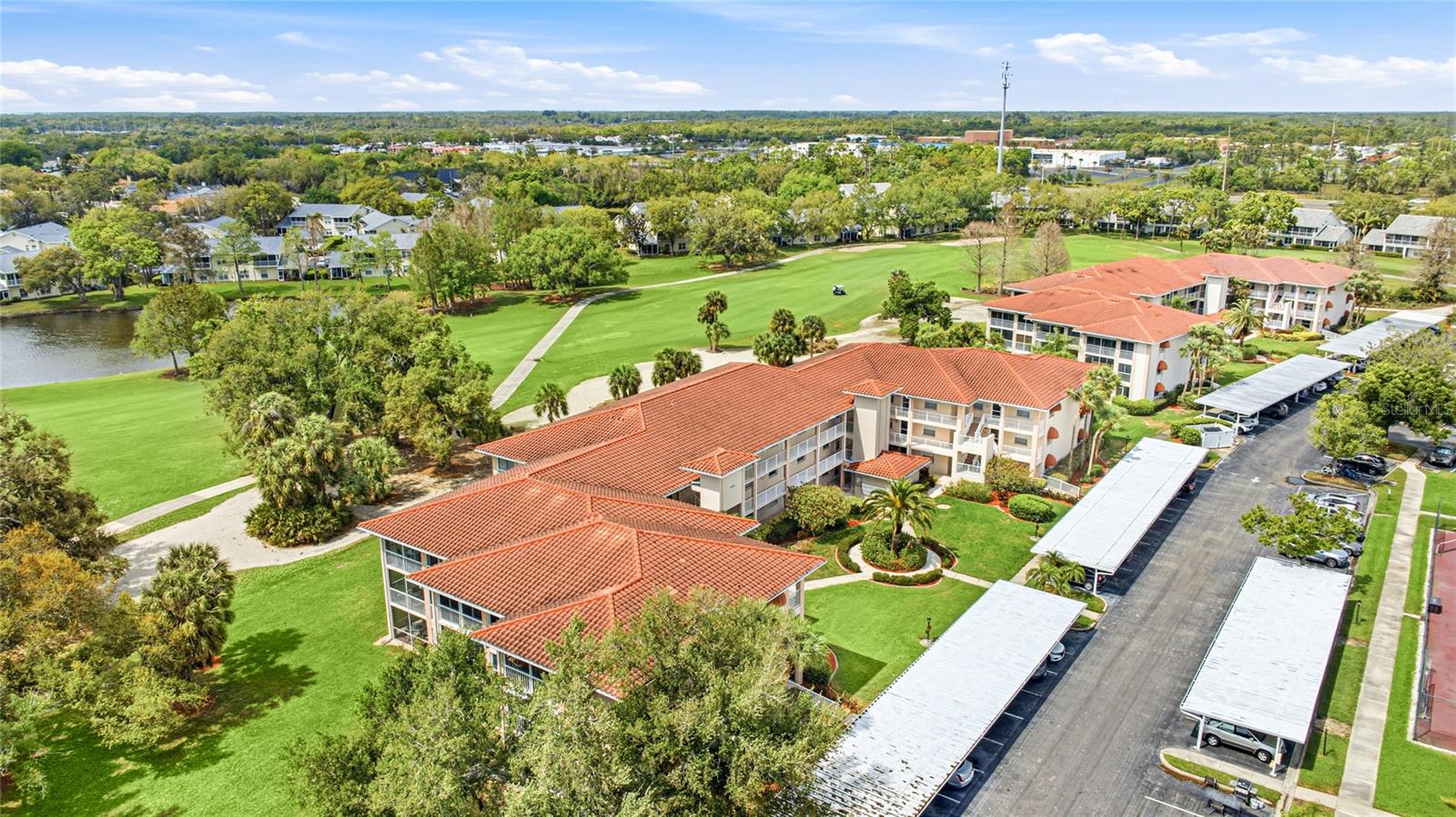 Image 24 of 38 For 6501 Stone River Road 302