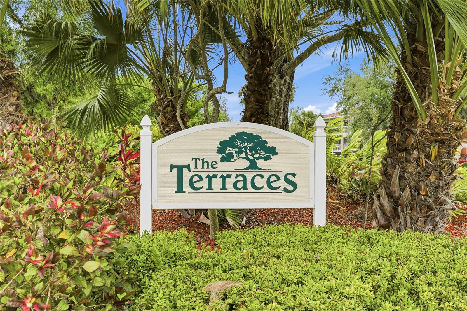 Image 26 of 38 For 6501 Stone River Road 302