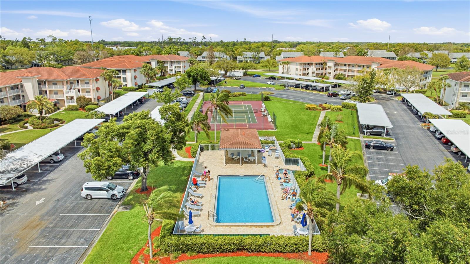 Image 29 of 38 For 6501 Stone River Road 302