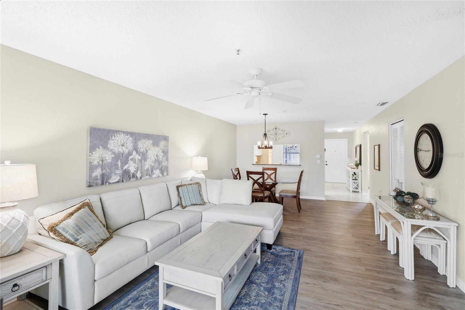 Image 8 of 38 For 6501 Stone River Road 302