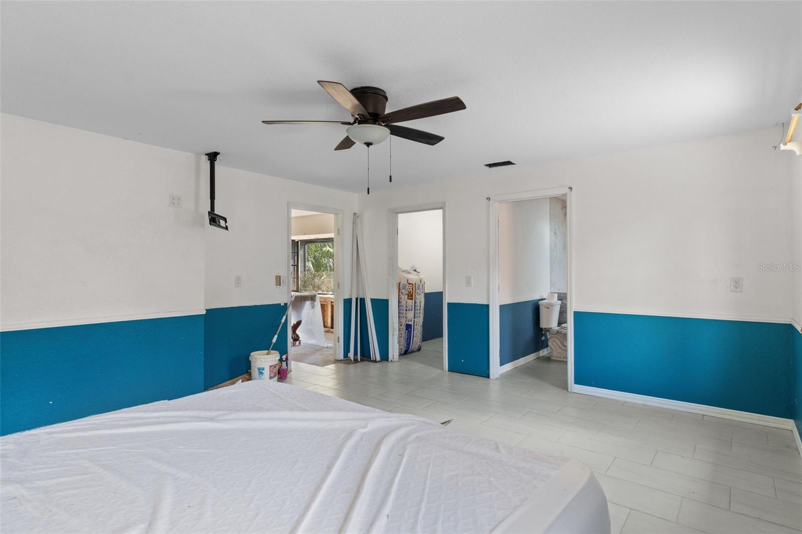 Image 15 of 39 For 5060 Stetson Point Drive