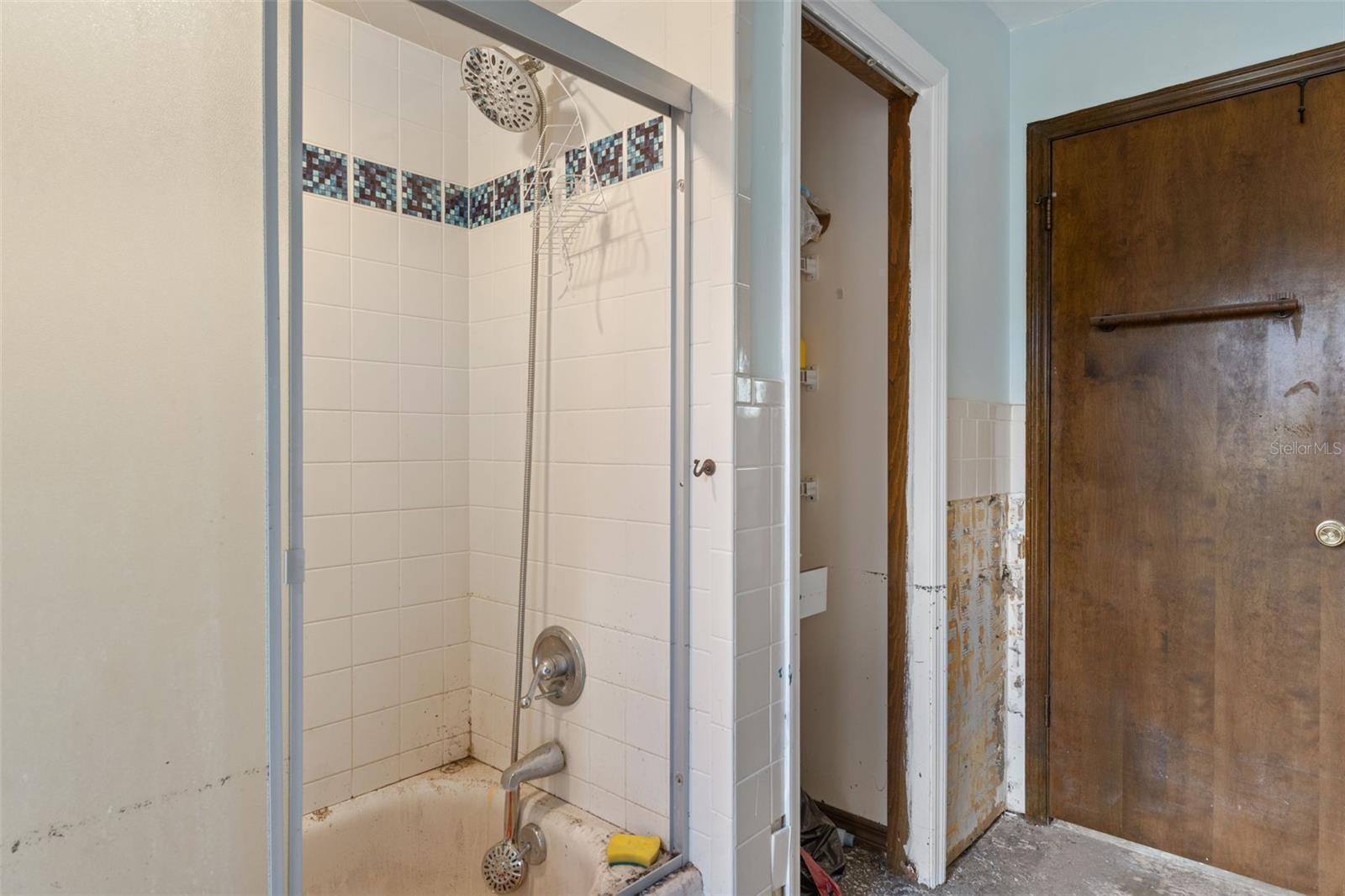 Image 24 of 39 For 5060 Stetson Point Drive