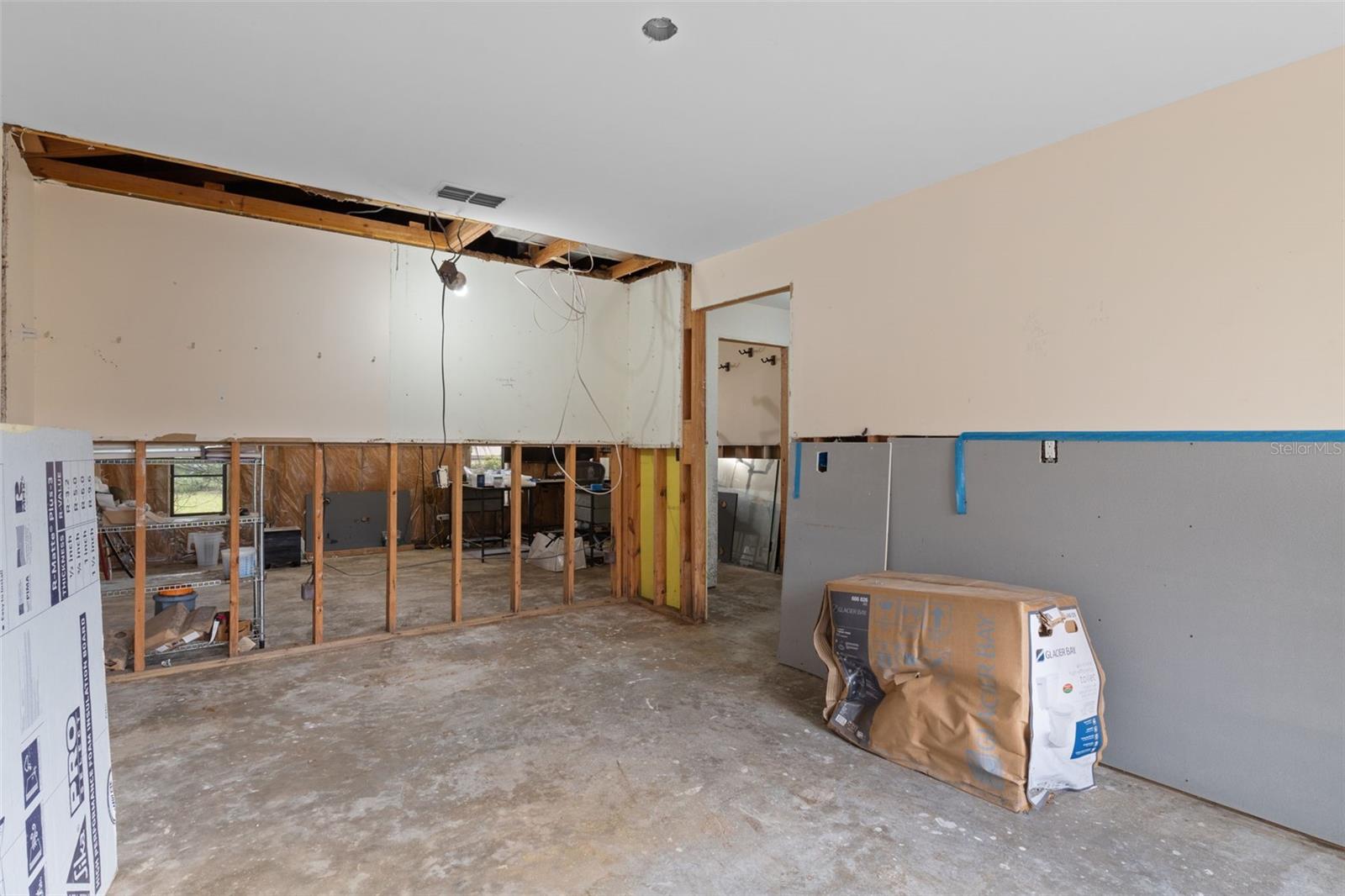 Image 26 of 39 For 5060 Stetson Point Drive