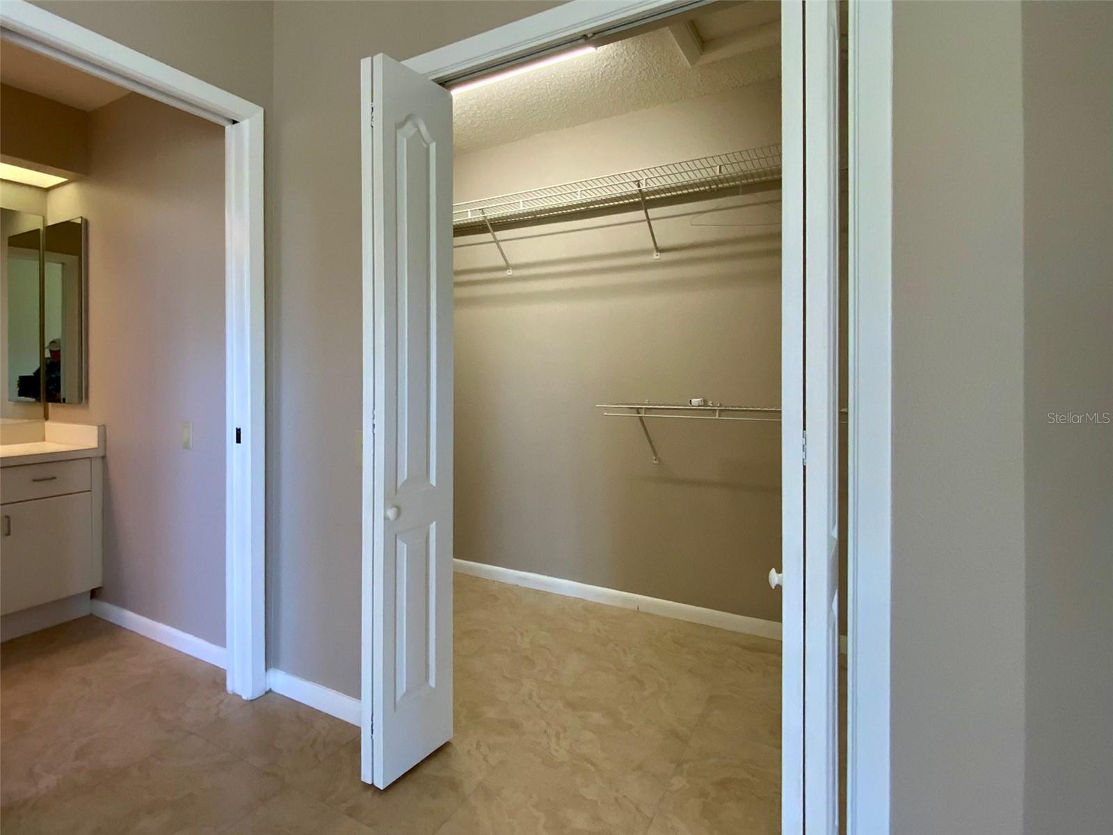 Image 18 of 32 For 4310 Murfield Drive E