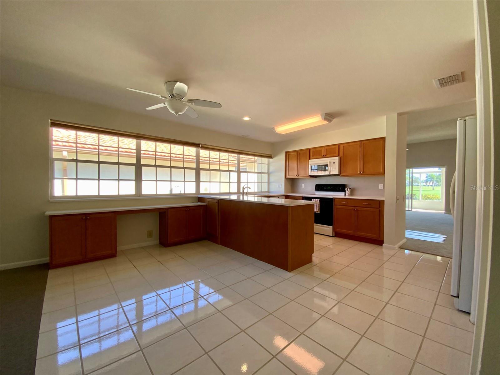 Image 22 of 32 For 4310 Murfield Drive E