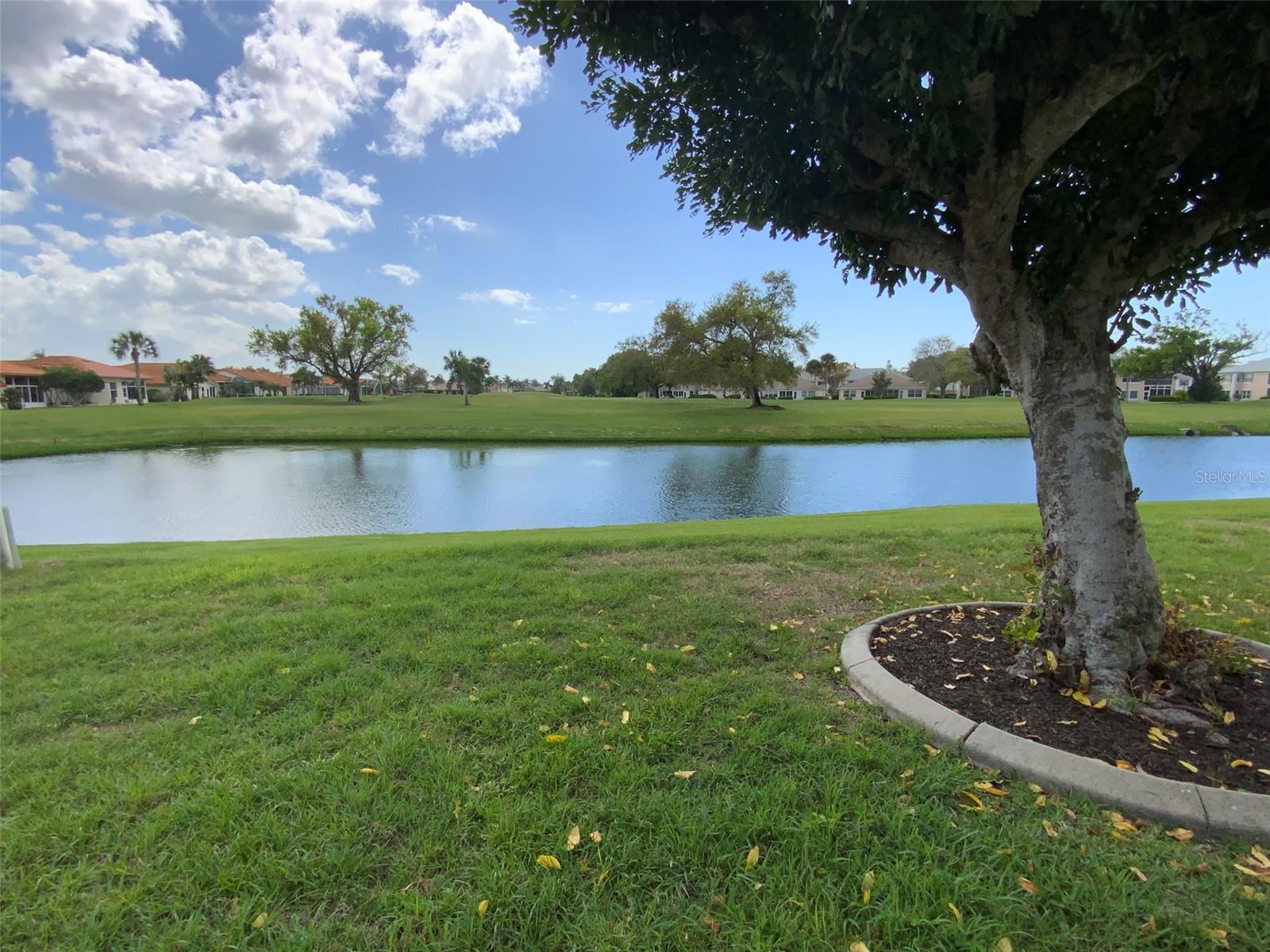 Image 7 of 32 For 4310 Murfield Drive E