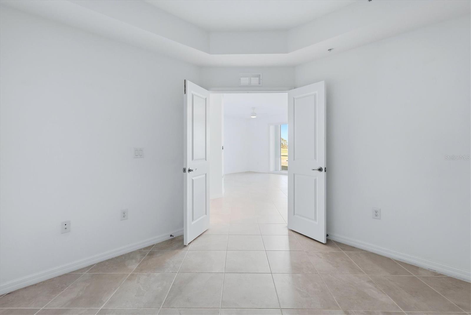 Image 23 of 99 For 12470 Wellen Golf Street 103