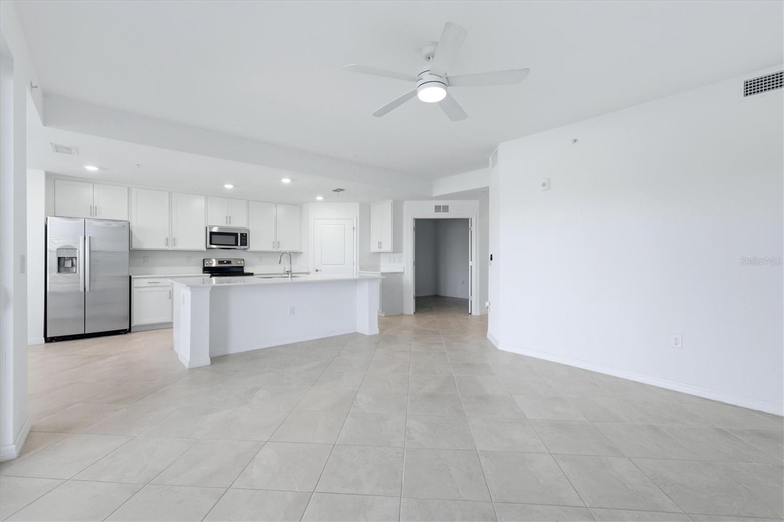 Image 4 of 99 For 12470 Wellen Golf Street 103