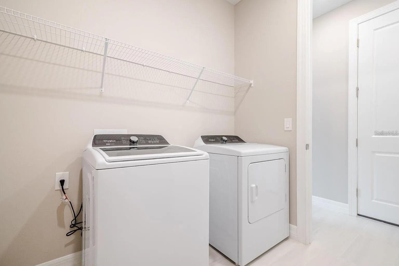 Image 28 of 35 For 2175 Darley Oak Way