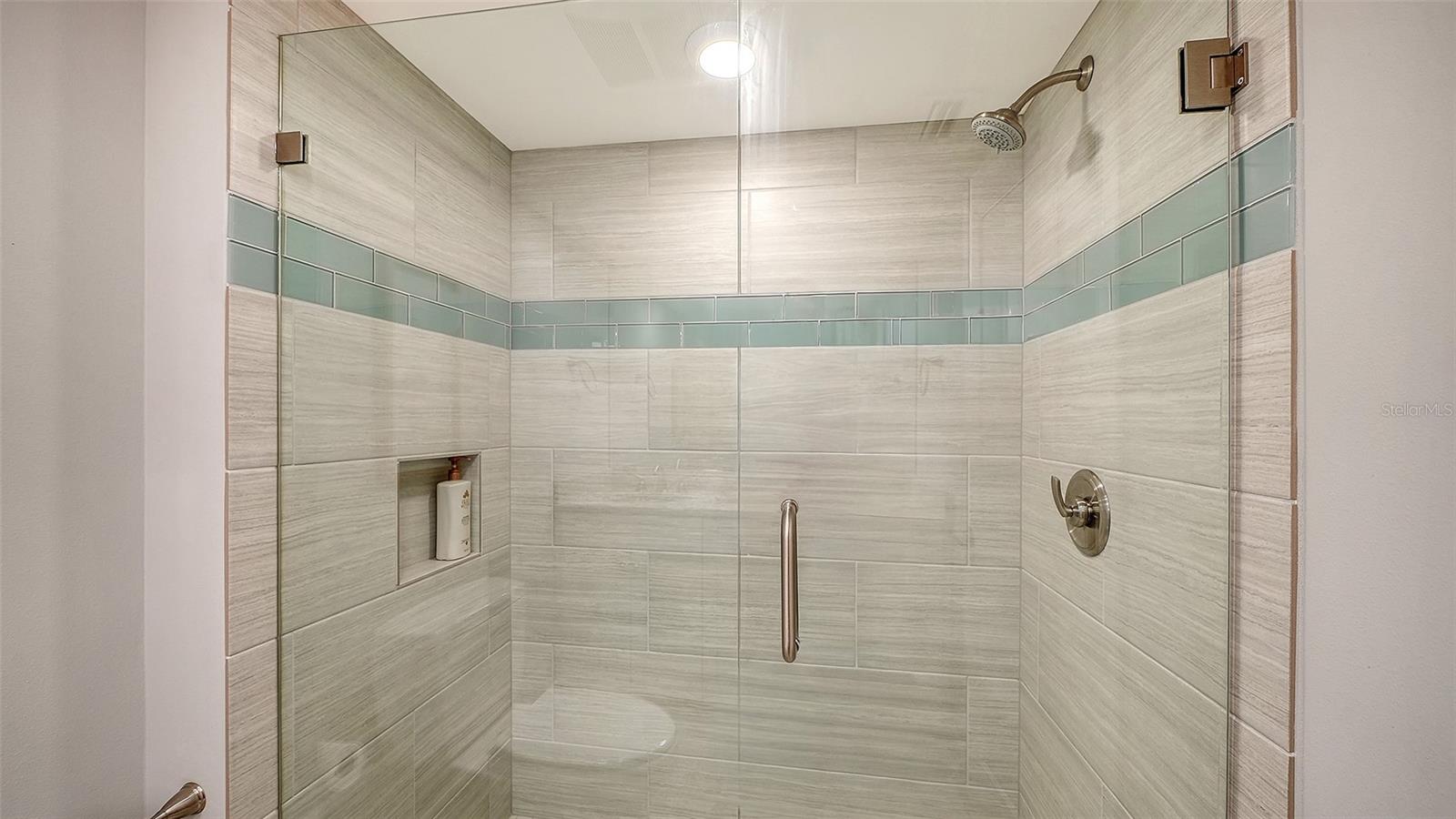 Image 23 of 39 For 2425 Gulf Of Mexico Drive 14e