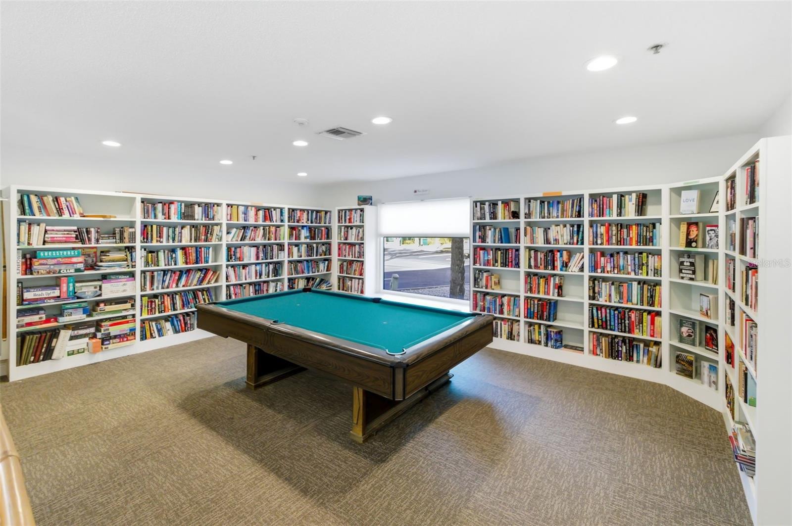 Image 39 of 56 For 5023 Village Gardens Drive 29