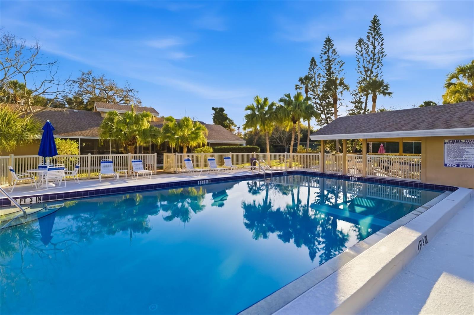 Image 50 of 56 For 5023 Village Gardens Drive 29