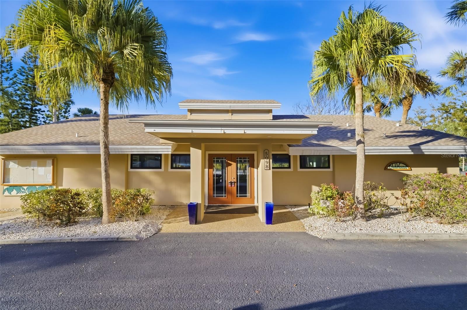 Image 55 of 56 For 5023 Village Gardens Drive 29