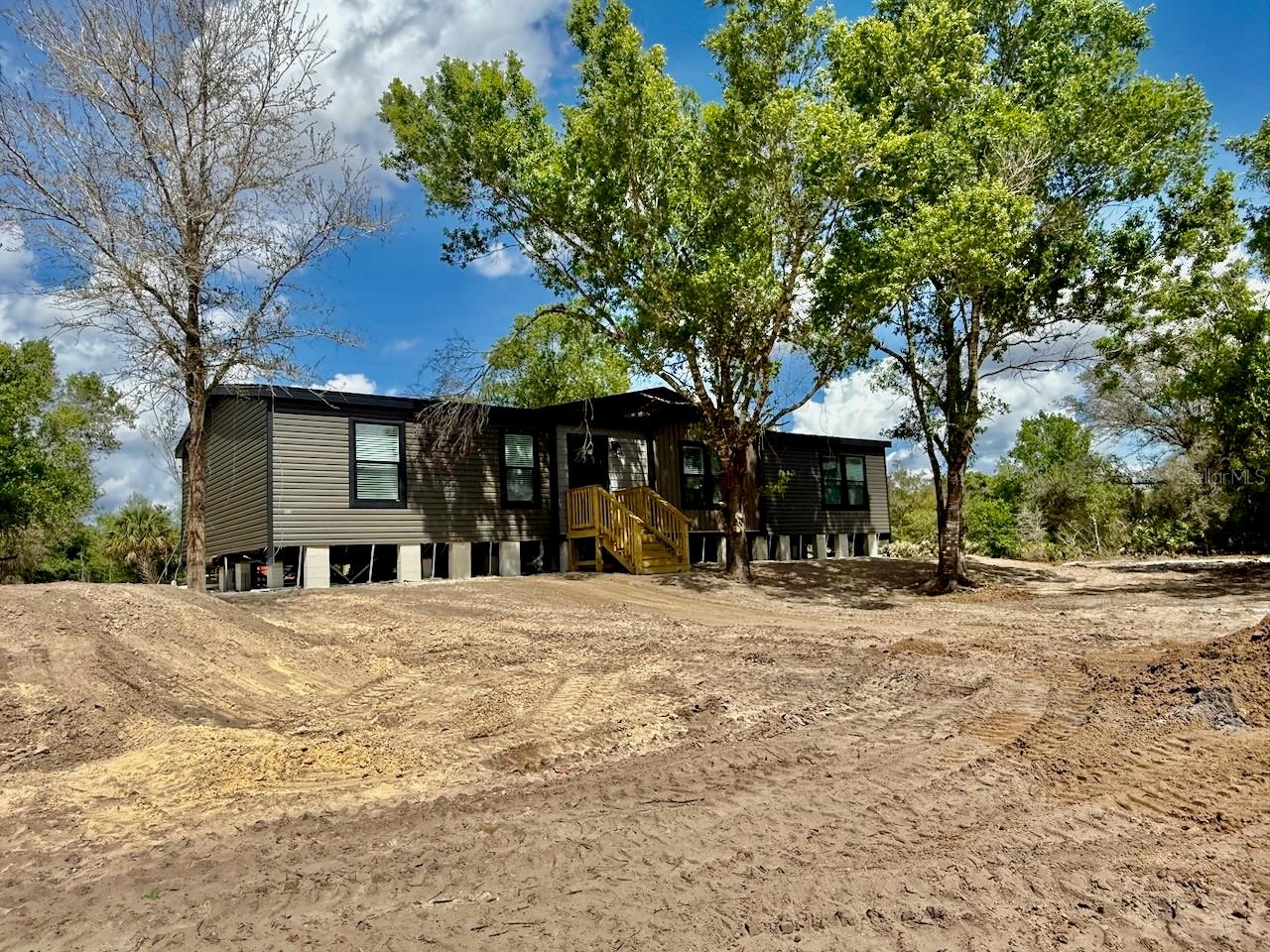 Image 46 of 66 For 18127 278th Street