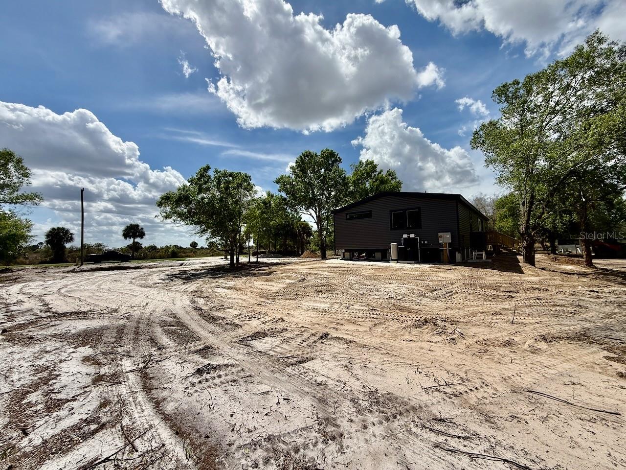 Image 53 of 66 For 18127 278th Street