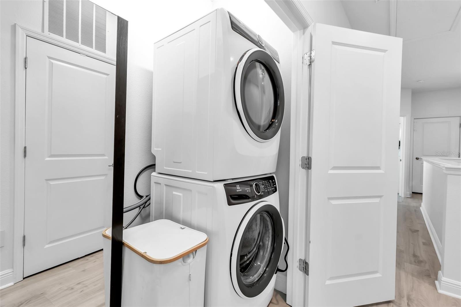 Image 27 of 32 For 2554 Ruffing Court