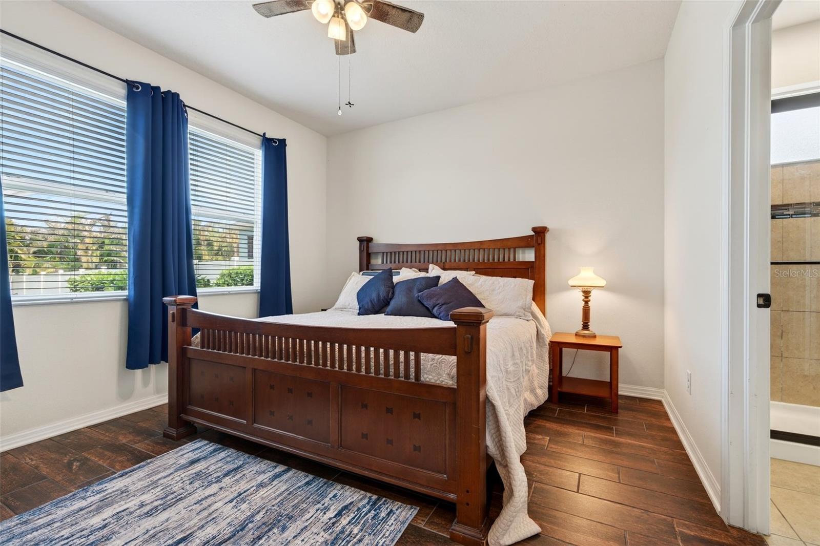 Image 18 of 41 For 10836 79th Street E