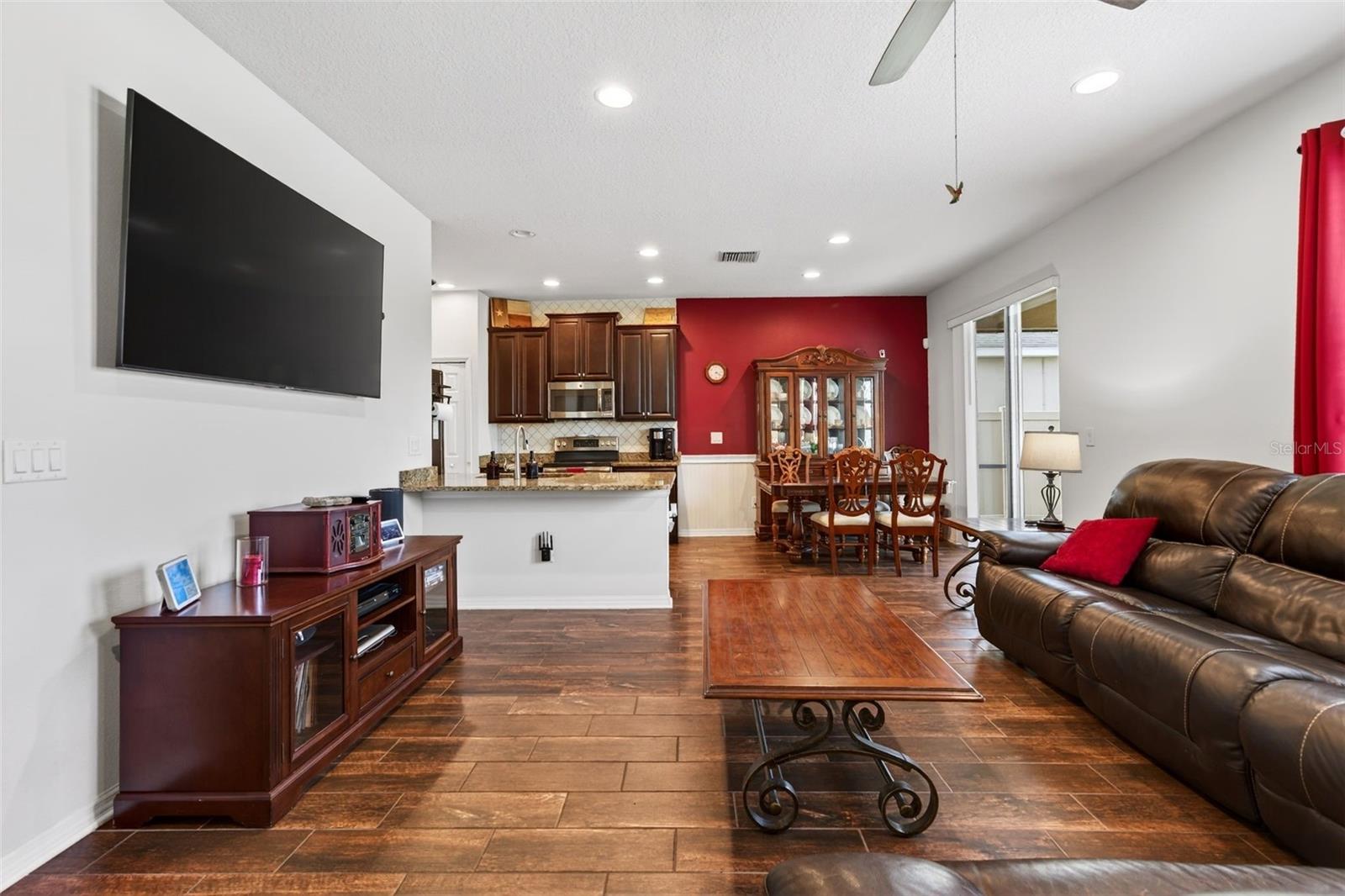 Image 9 of 41 For 10836 79th Street E