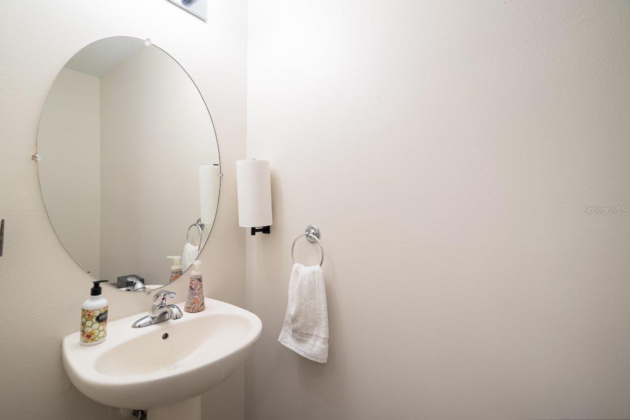 Image 13 of 23 For 7323 Black Walnut Way 4202