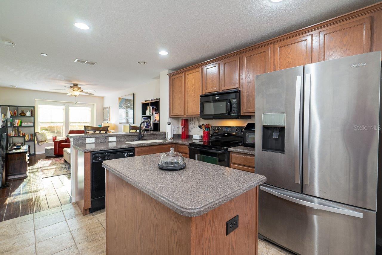 Image 8 of 23 For 7323 Black Walnut Way 4202