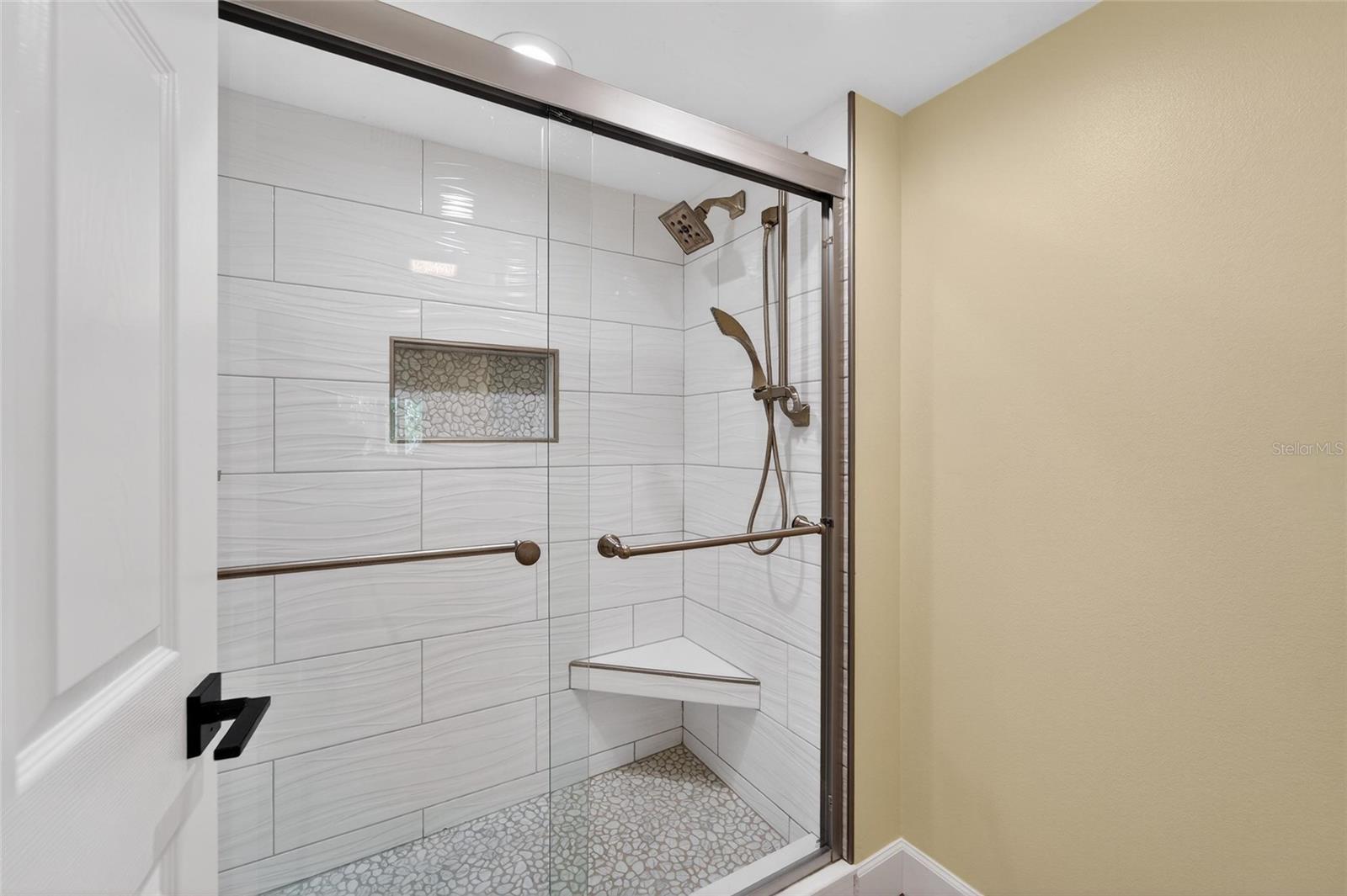 Image 31 of 62 For 803 Bayport Way 803