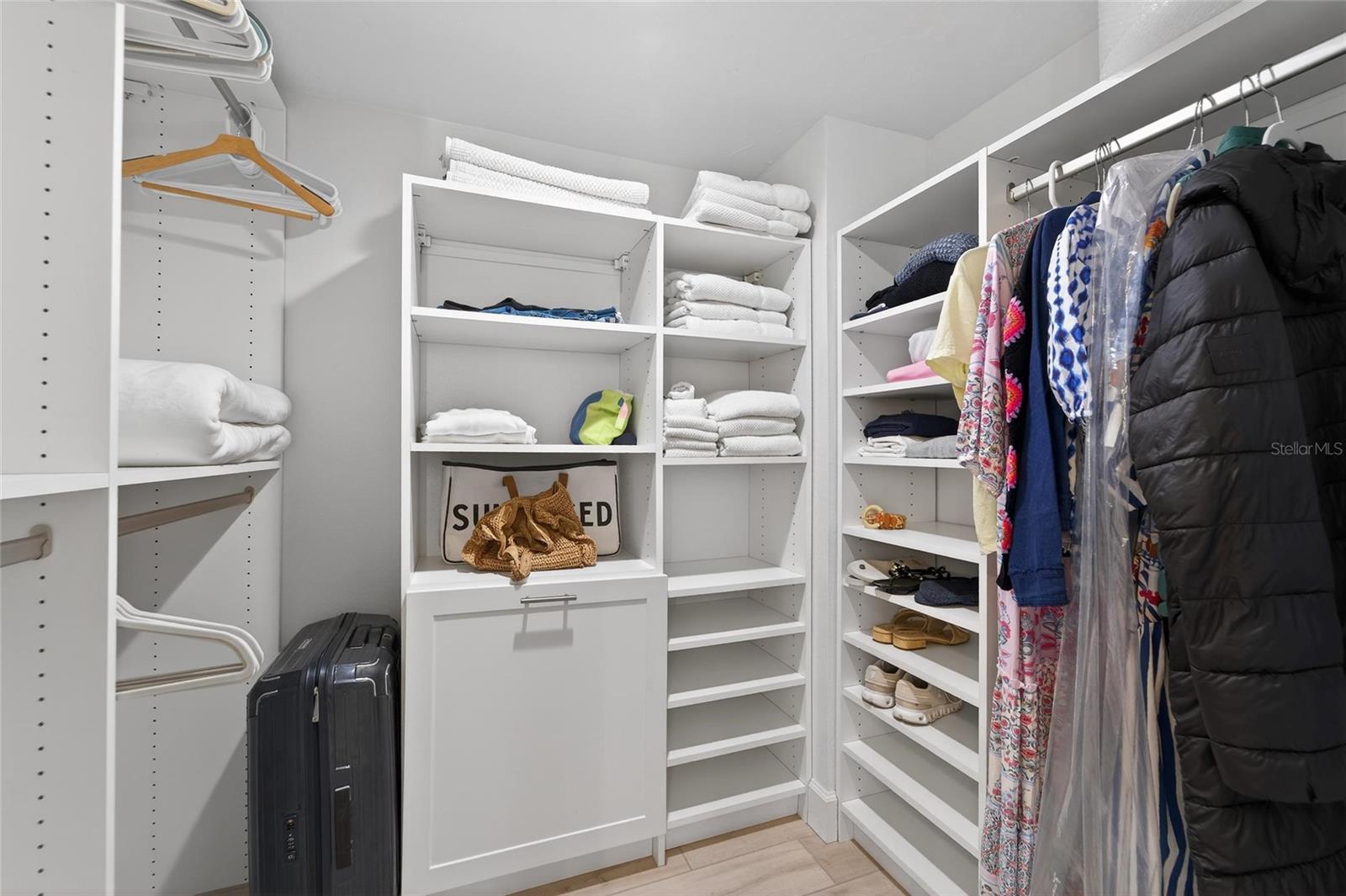 Image 32 of 62 For 803 Bayport Way 803