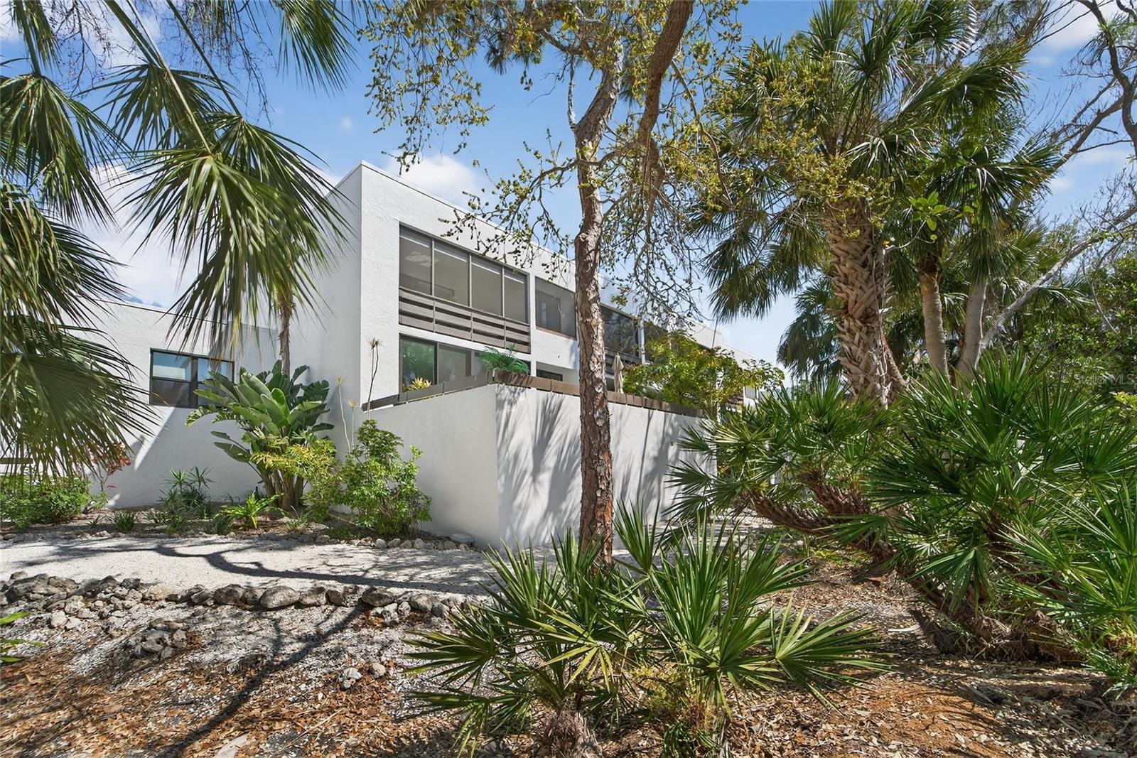 Image 49 of 62 For 803 Bayport Way 803