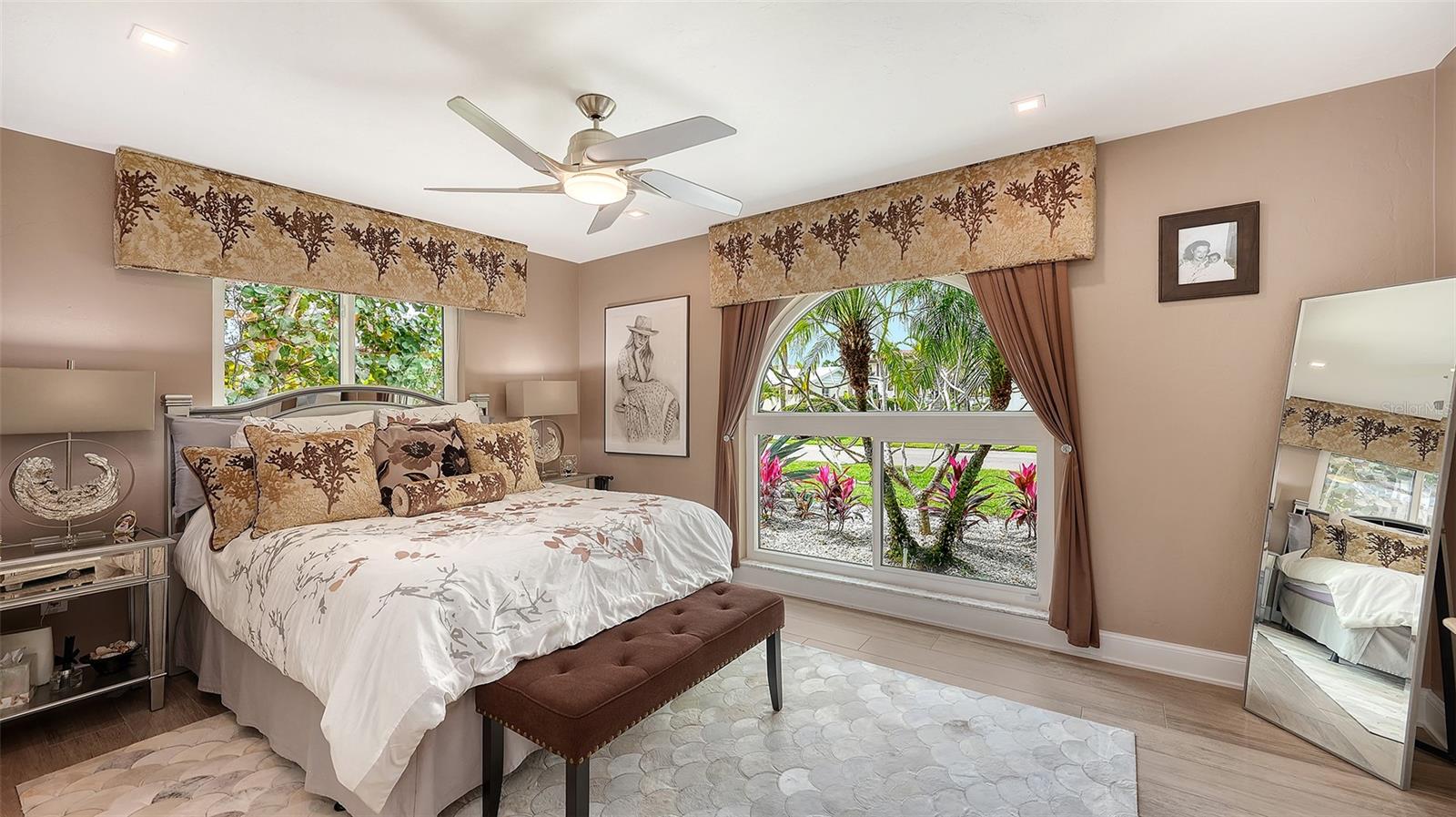 Image 34 of 81 For 536 Ketch Lane