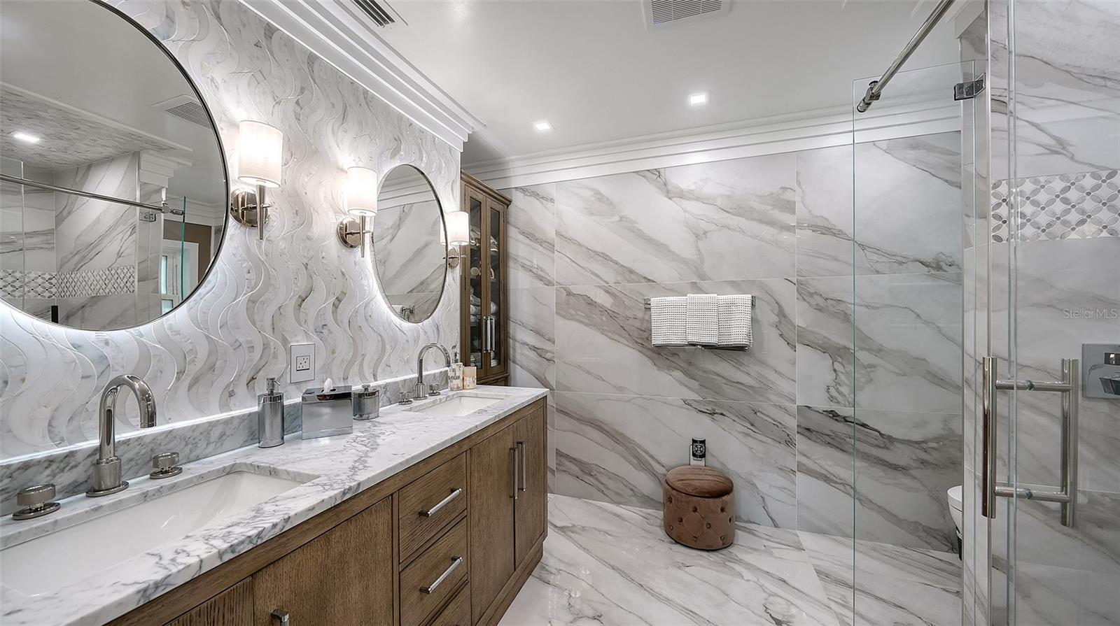 Image 37 of 81 For 536 Ketch Lane