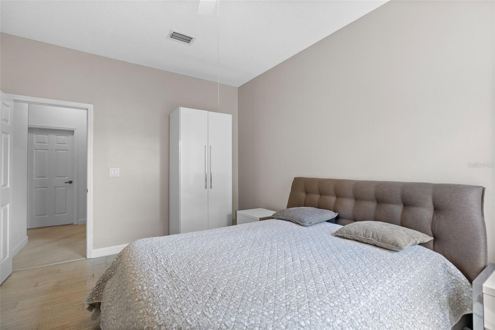 Image 34 of 42 For 4334 Marcott Circle