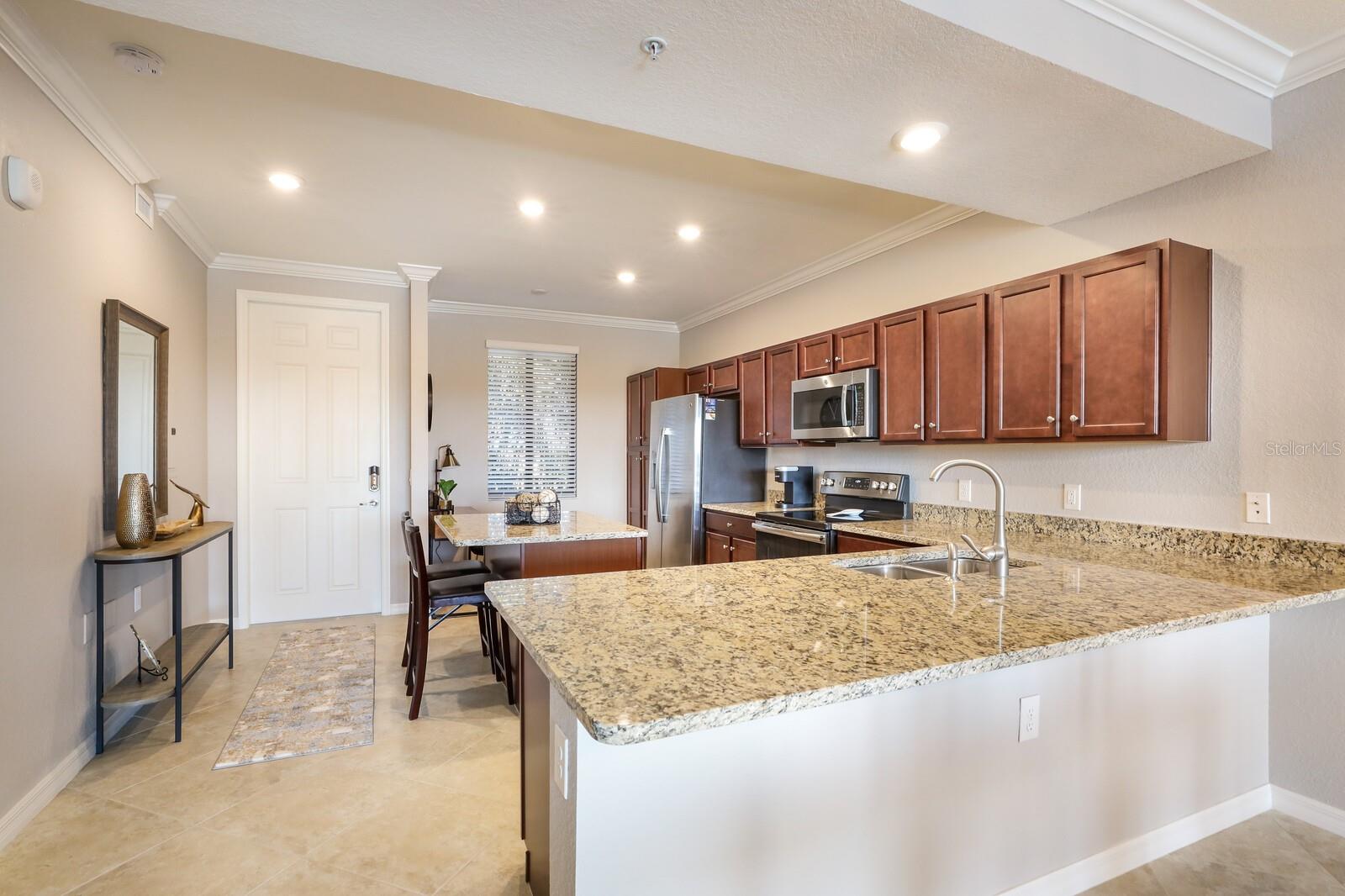 Image 2 of 45 For 16904 Vardon Terrace 304