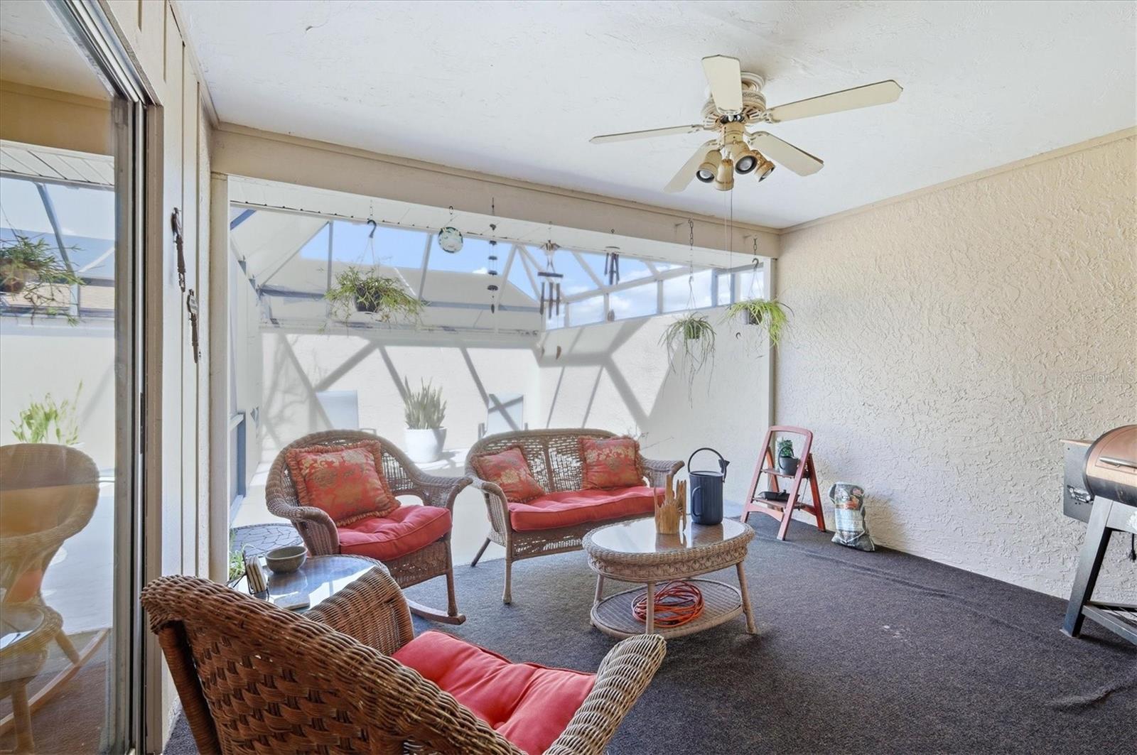 Image 12 of 25 For 4173 Center Pointe Circle 87b