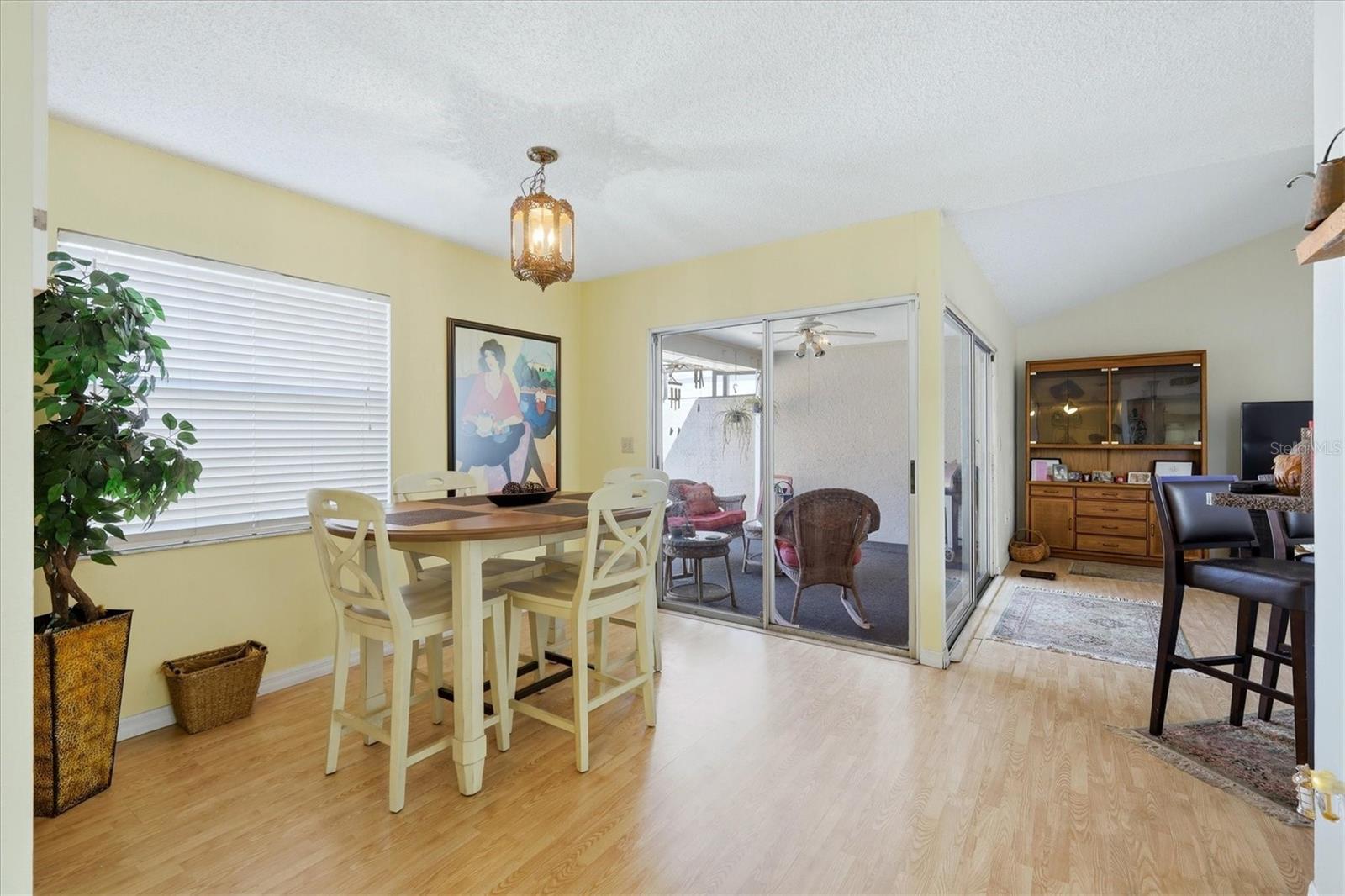 Image 8 of 25 For 4173 Center Pointe Circle 87b