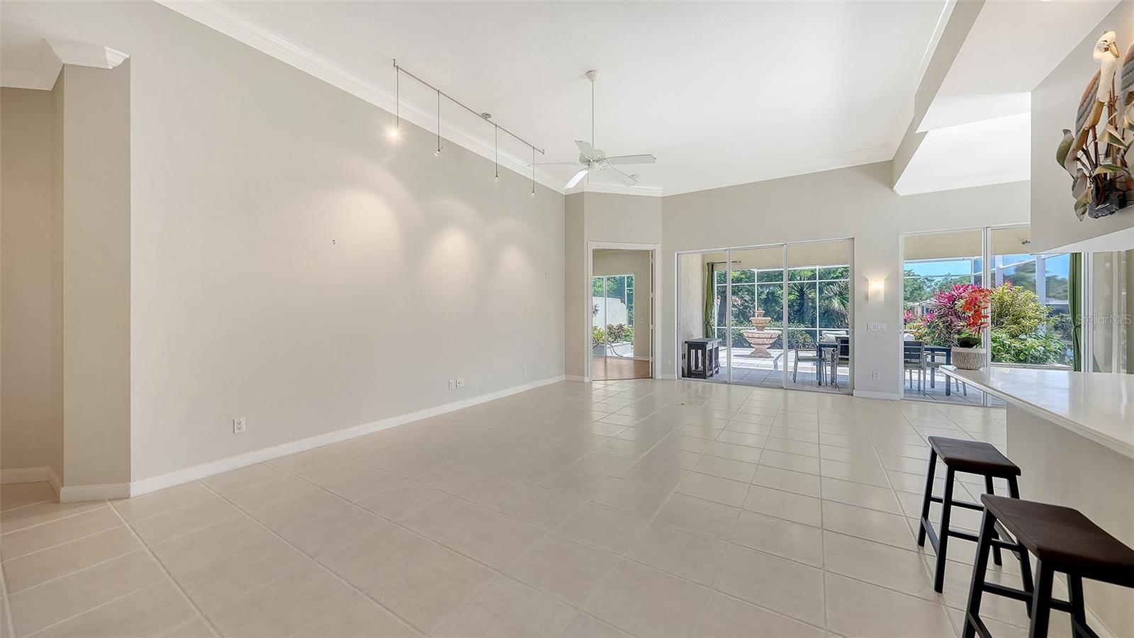 Image 17 of 100 For 7775 Uliva Way