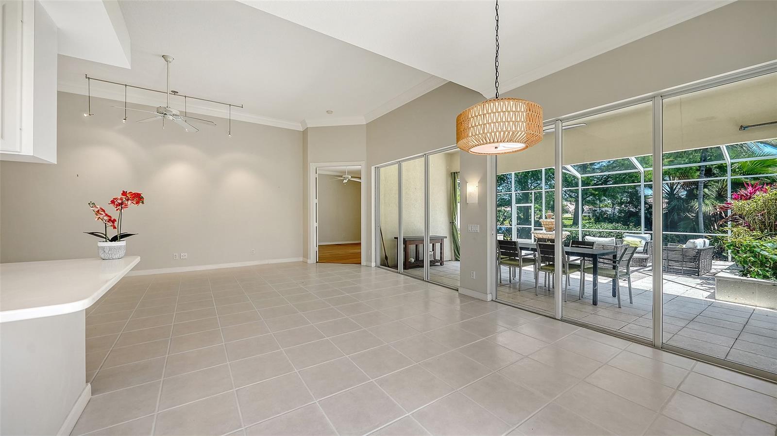 Image 24 of 100 For 7775 Uliva Way