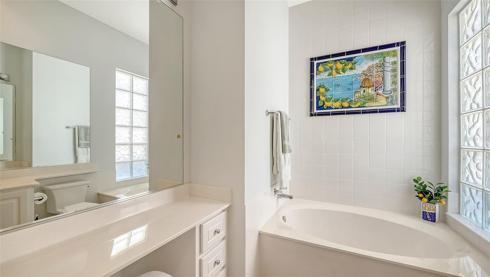 Image 39 of 100 For 7775 Uliva Way