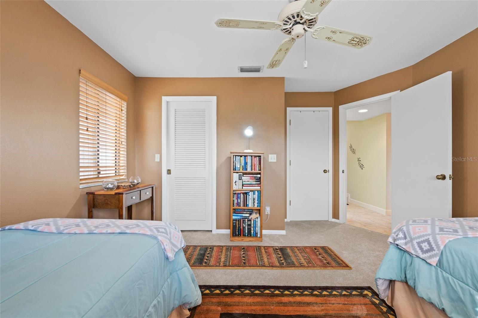 Image 28 of 49 For 808 Capri Isles Boulevard 216