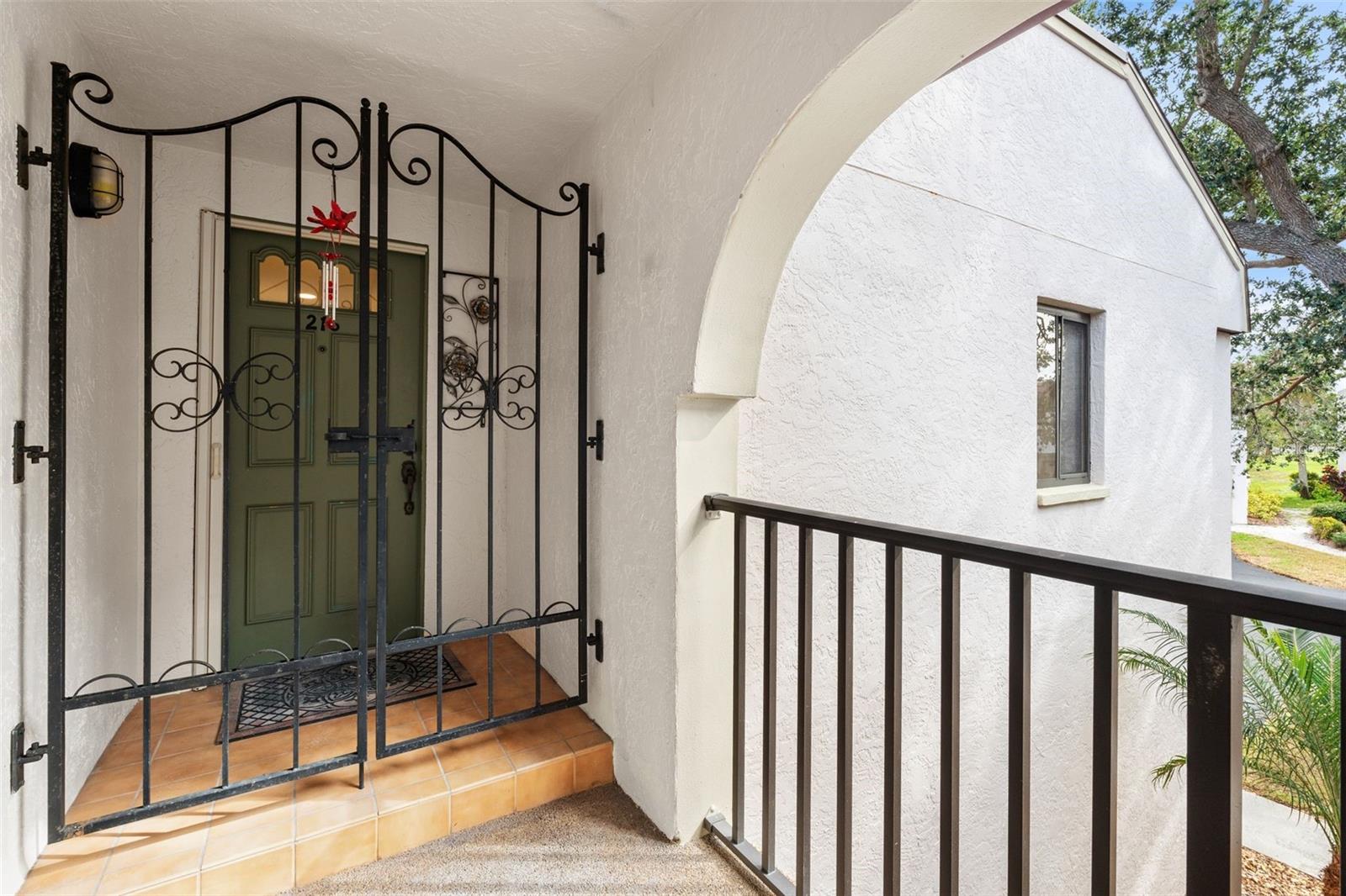 Image 4 of 49 For 808 Capri Isles Boulevard 216