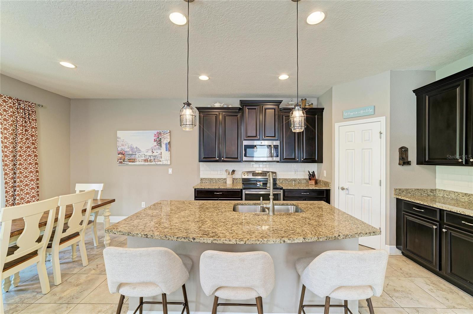 Image 20 of 57 For 8425 Nandina Drive