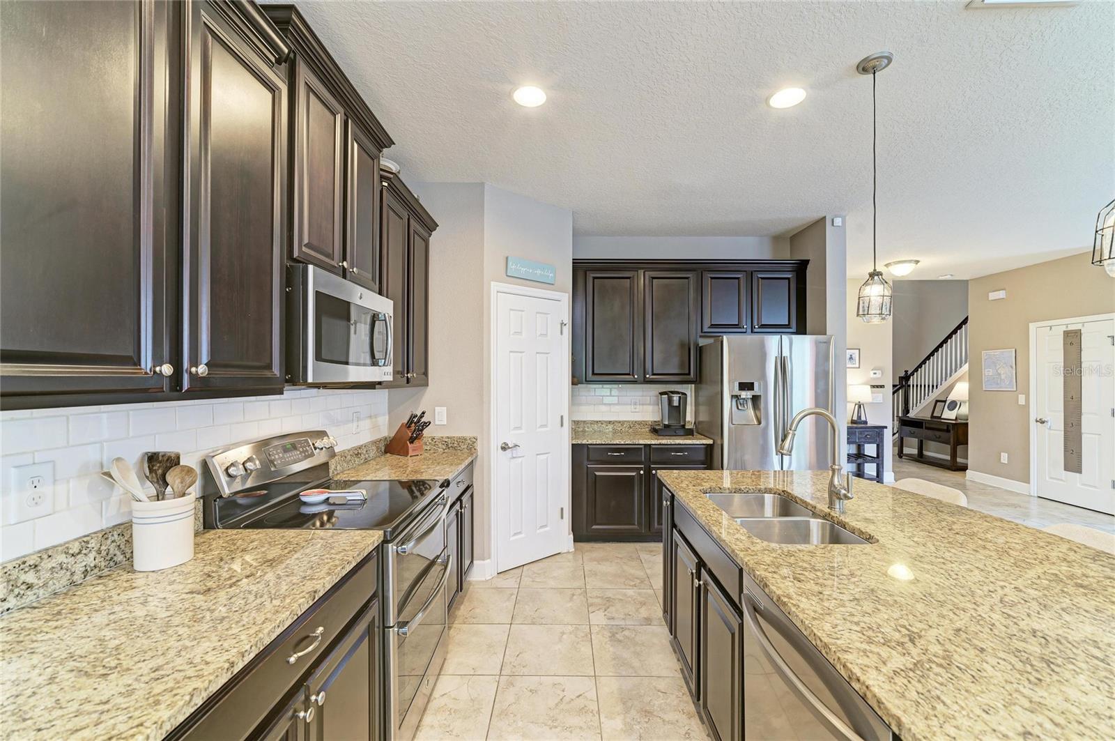 Image 21 of 57 For 8425 Nandina Drive