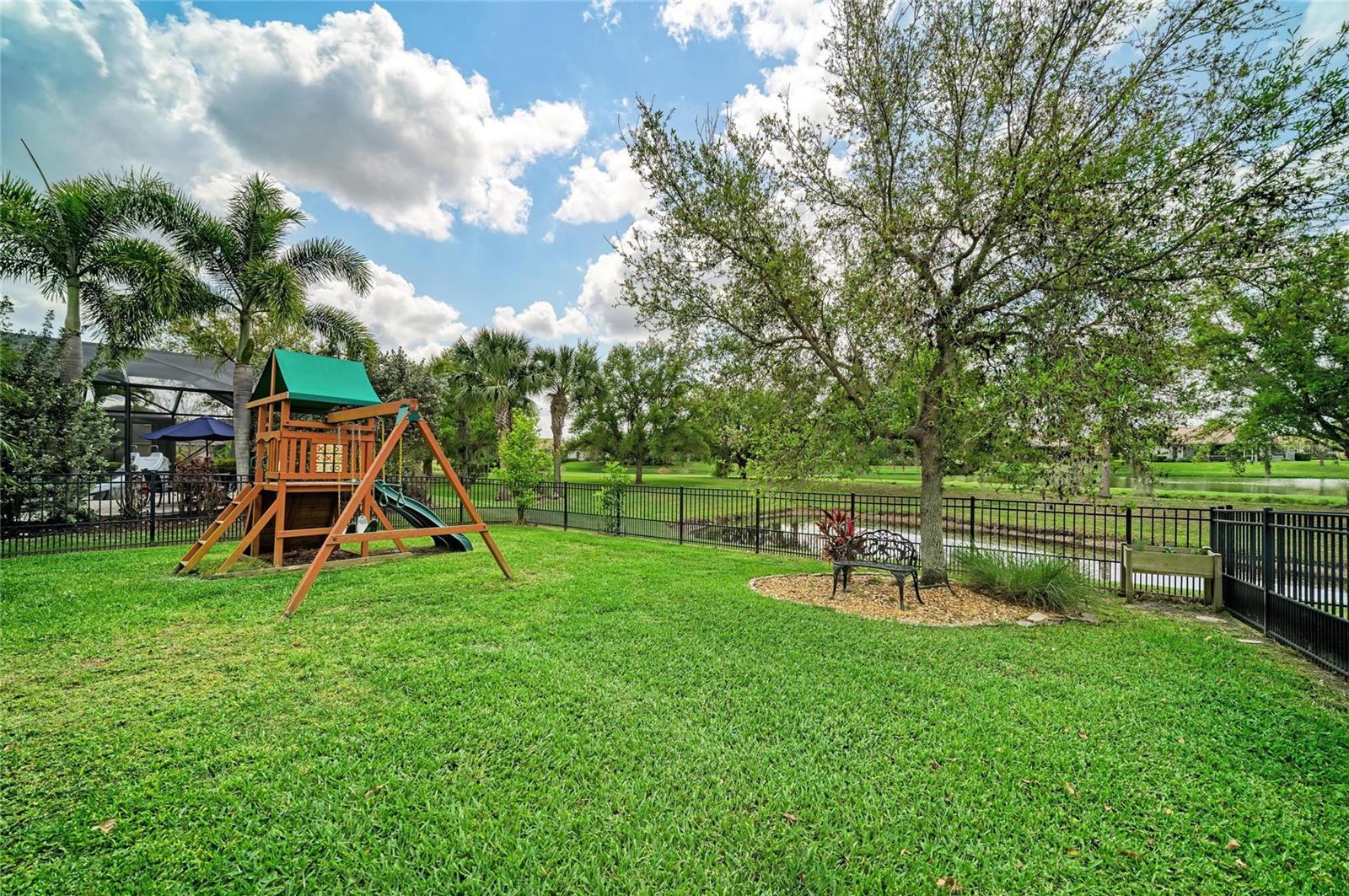 Image 48 of 57 For 8425 Nandina Drive