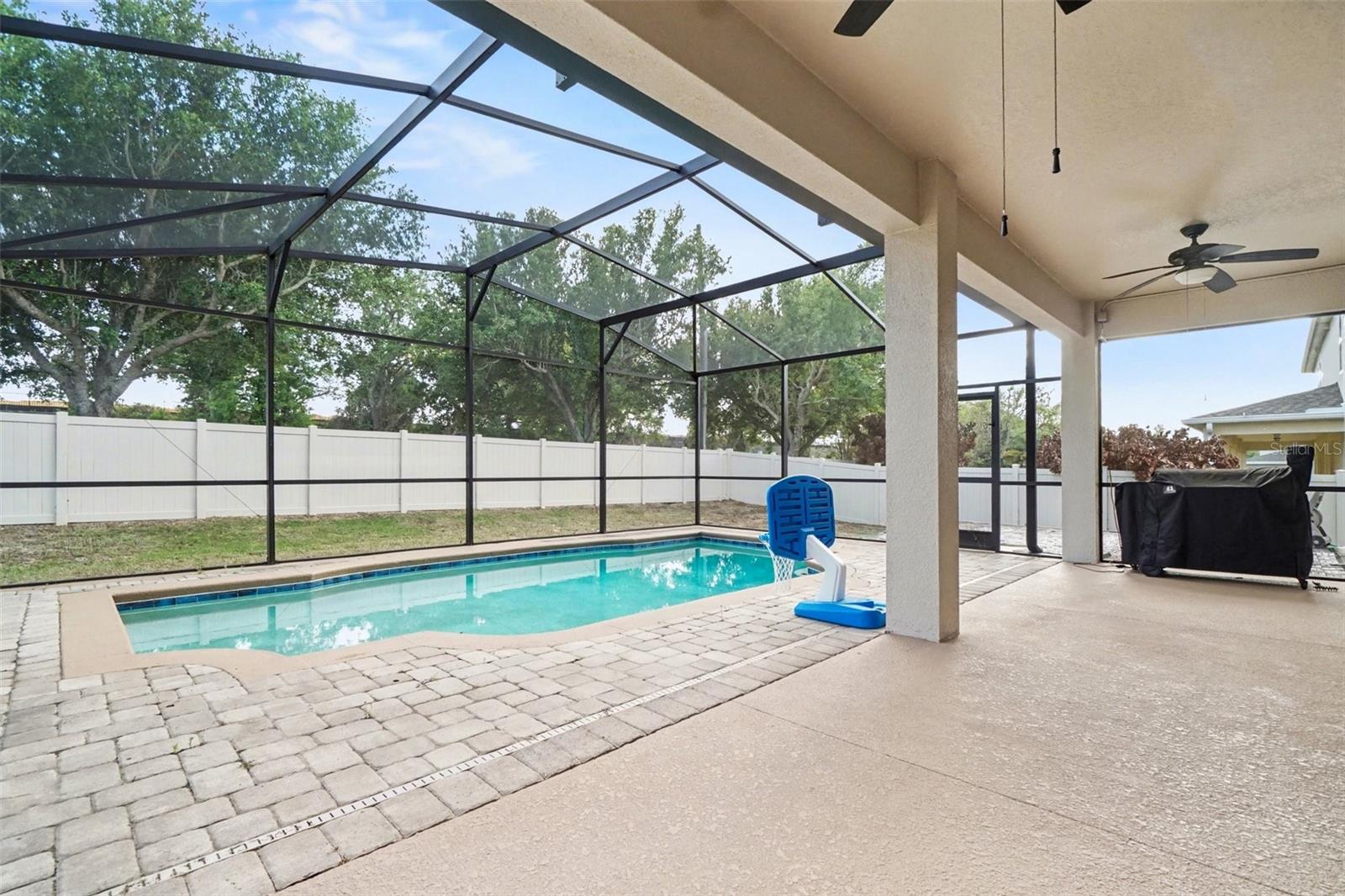 Image 34 of 39 For 17987 Gourd Neck Loop