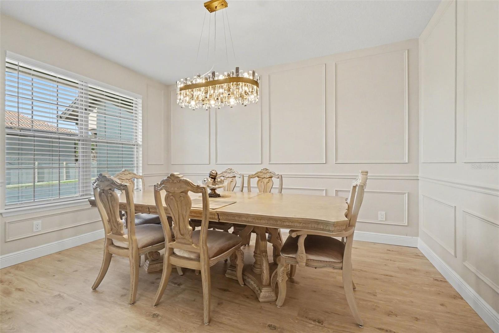 Image 6 of 39 For 17987 Gourd Neck Loop