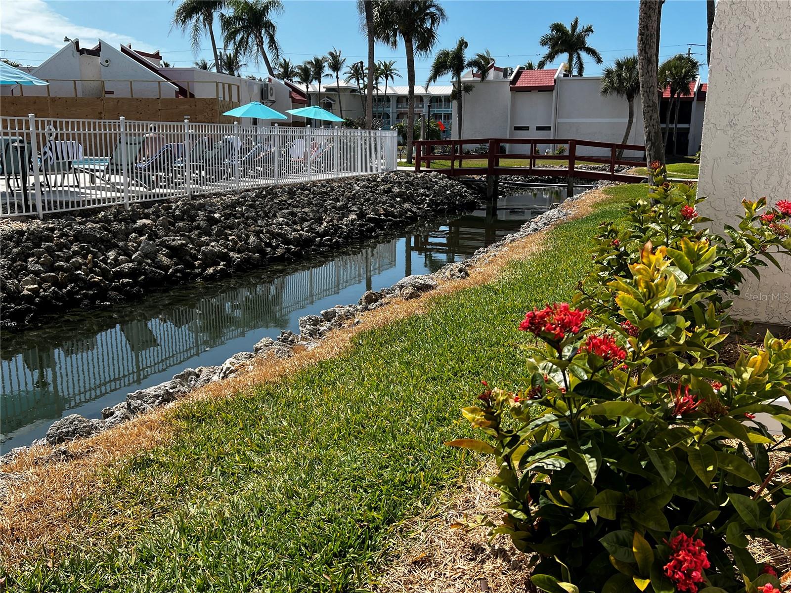 Image 15 of 40 For 1801 Gulf Drive N 125