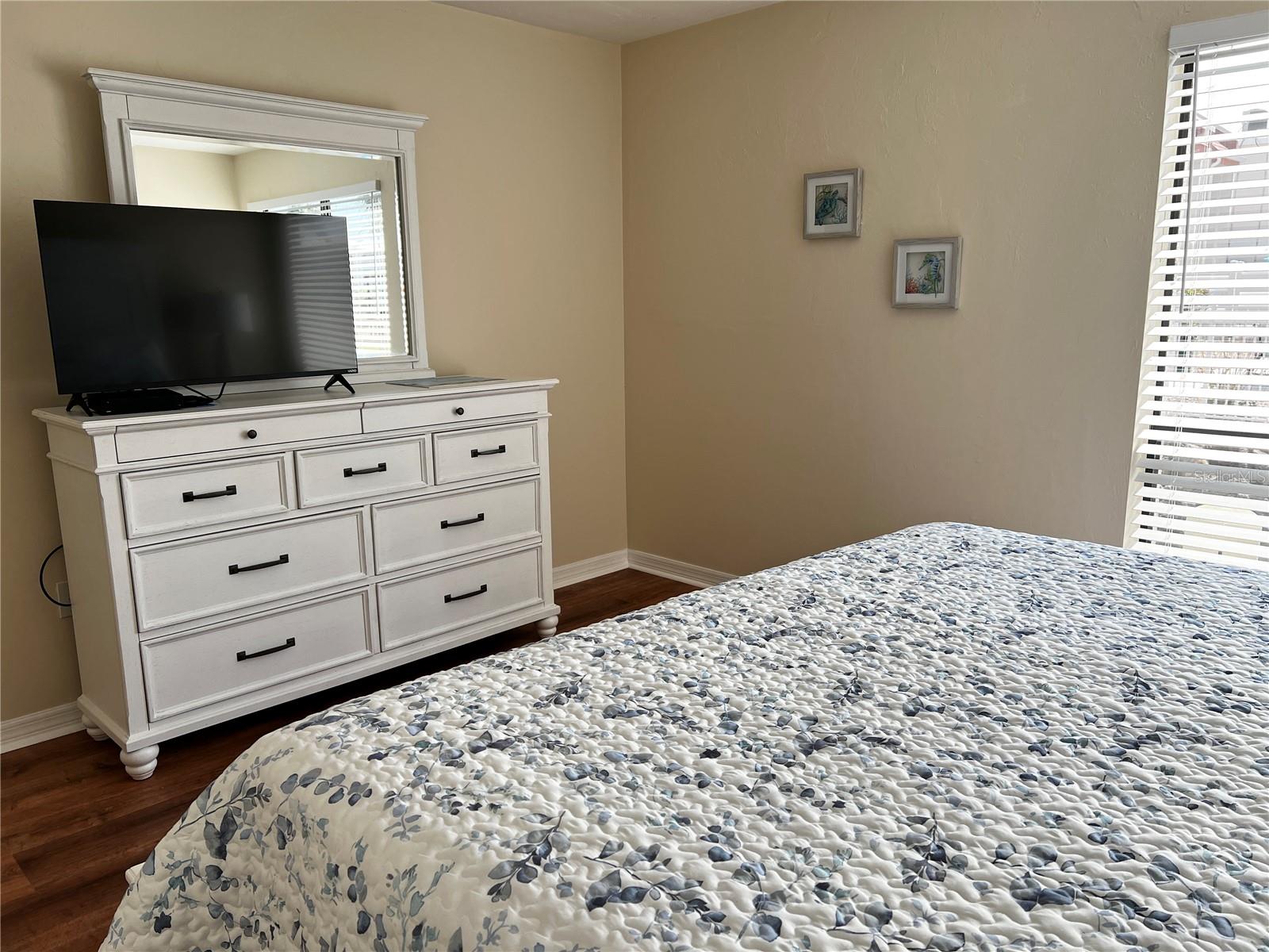 Image 21 of 40 For 1801 Gulf Drive N 125