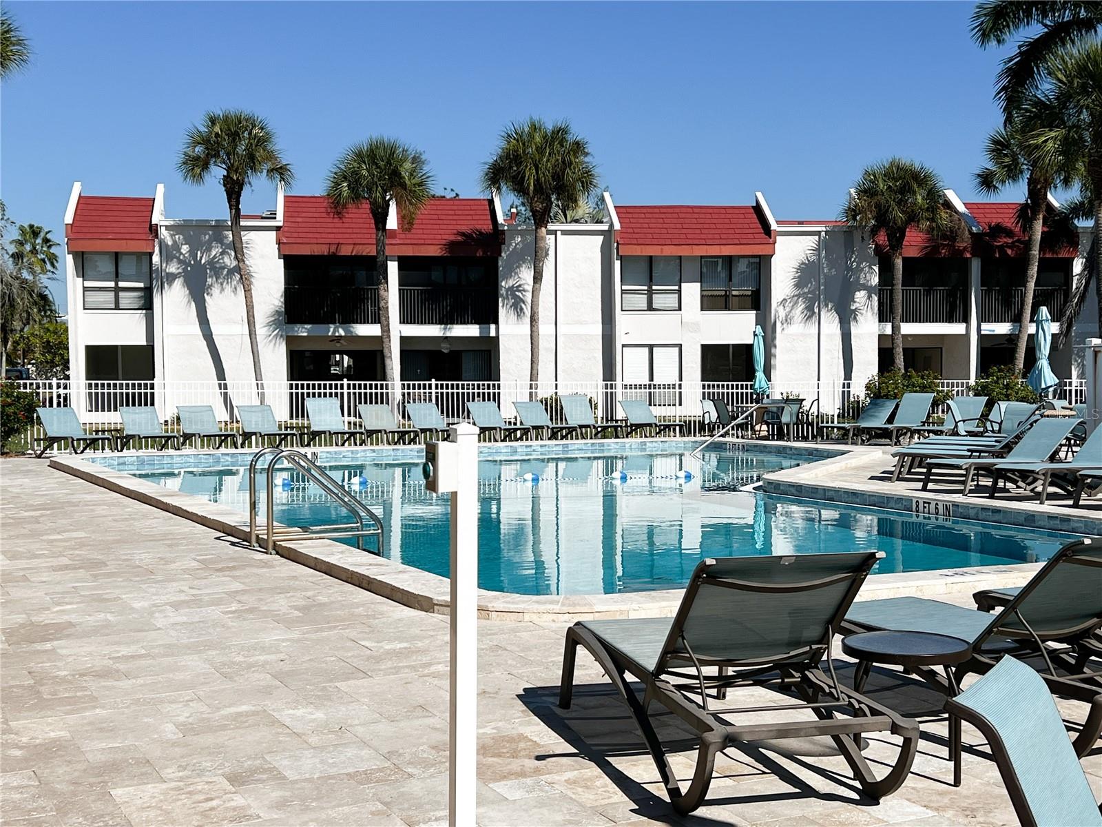 Image 35 of 40 For 1801 Gulf Drive N 125