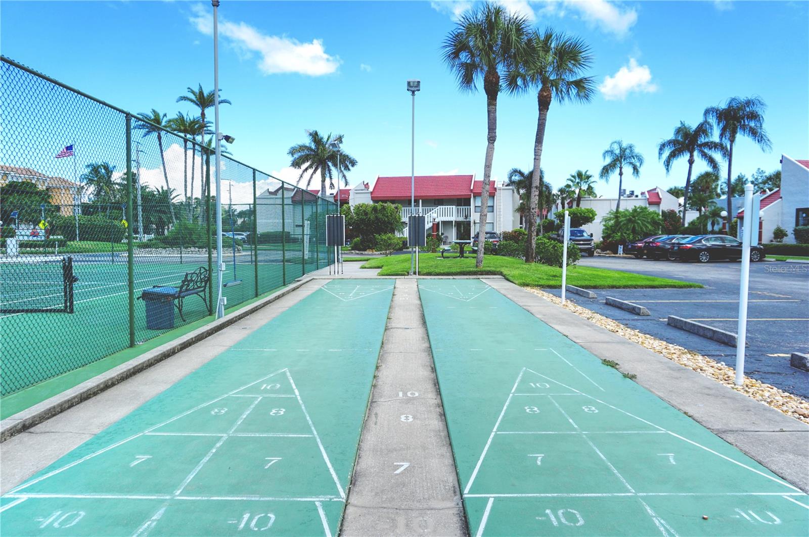 Image 36 of 40 For 1801 Gulf Drive N 125