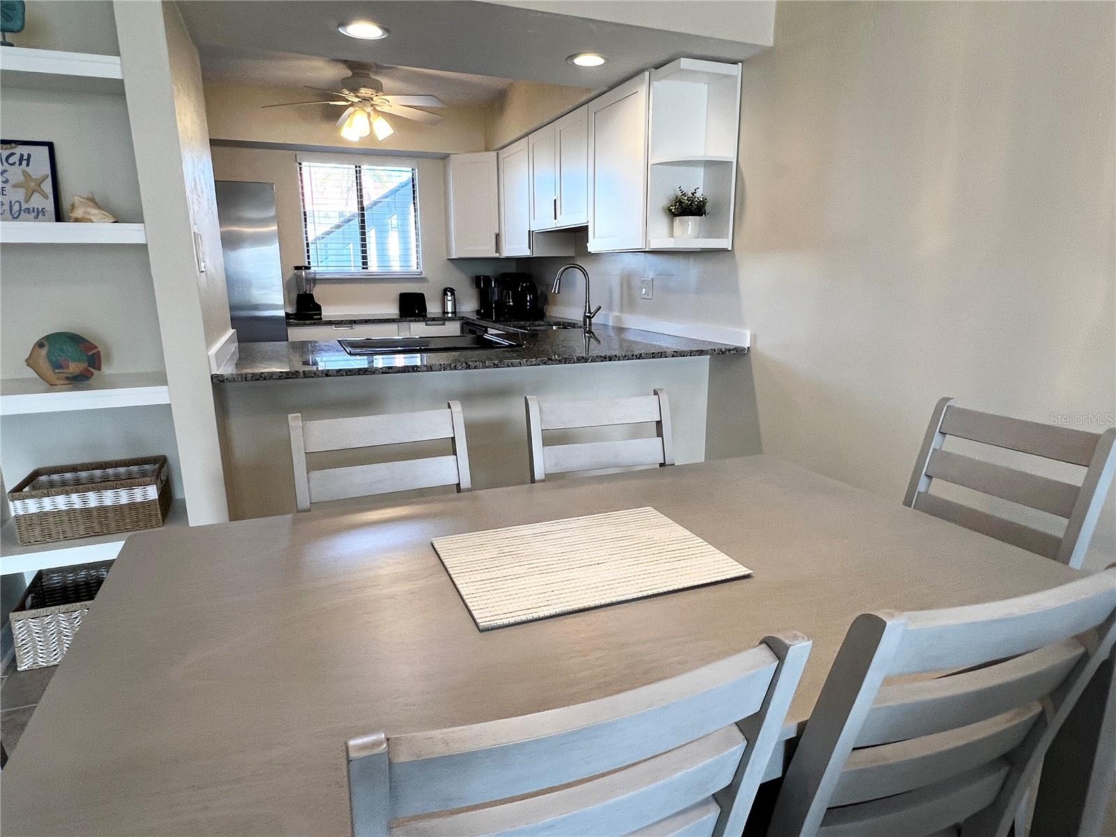 Image 9 of 40 For 1801 Gulf Drive N 125