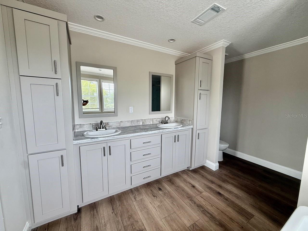 Image 5 of 56 For 15033 264th Street